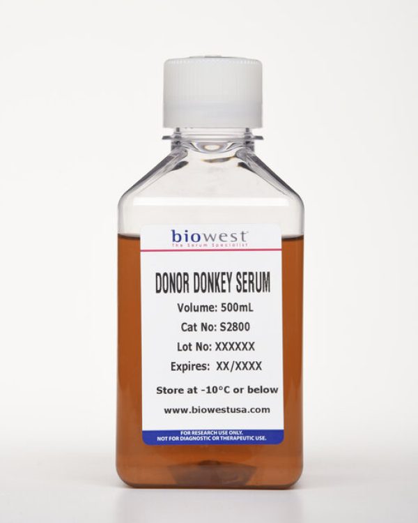 Product image of a 500 ml bottle of Donor Donkey Serum, seen from the front.